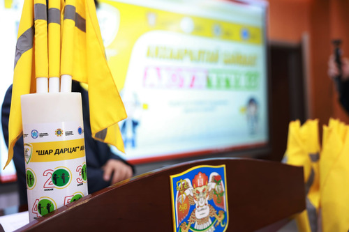 А.Ууганбаяр: Хүүхдийг зам тээврийн ослоос урьдчилан сэргийлэх “Шар дарцаг” аянд идэвхтэй оролцохыг уриалж байна